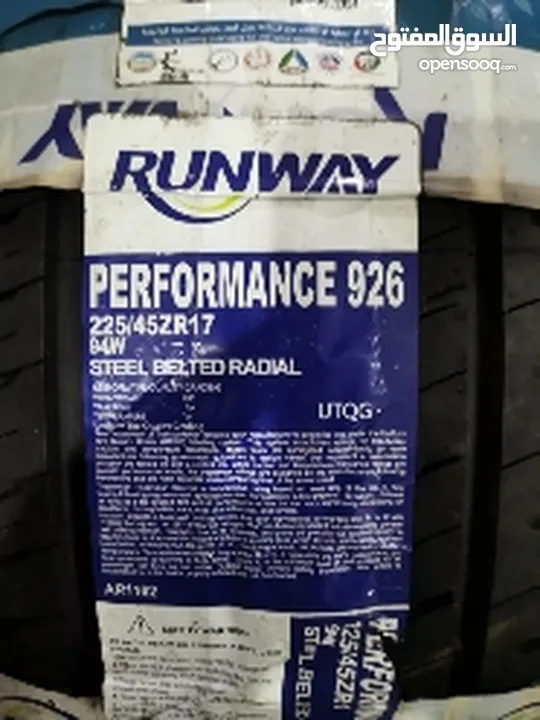 2 Runway tires brand new for BMW and Luxes