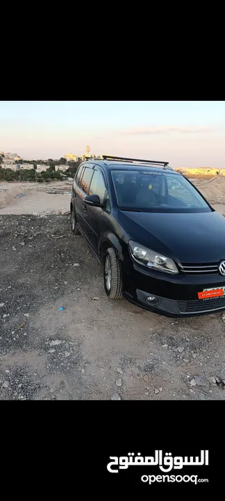 سيارة فولكس فاجن توران للبيع موجودة في رام الله تنازل مباشر