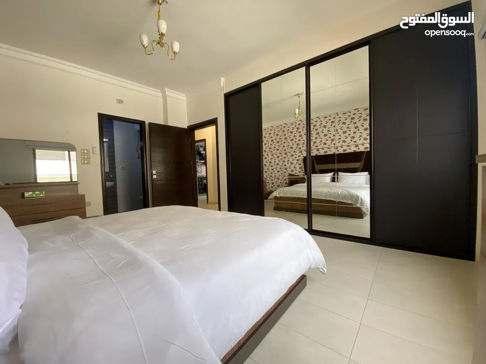 شقة فخمة مفروشة كامل للإيجار-طابق ثاني-110م-الصويفية- 3 دقايق من Swefieh village