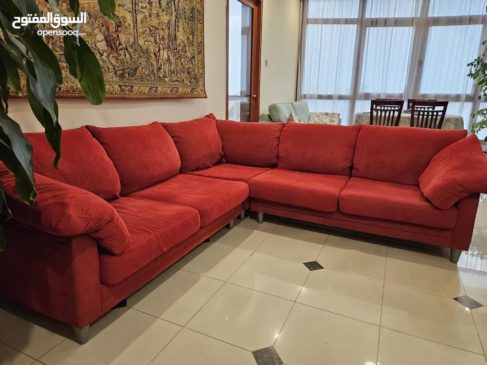 Living Room quality used furniture