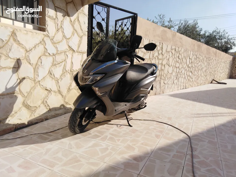 سكوتر سوزوكي بيرجمن