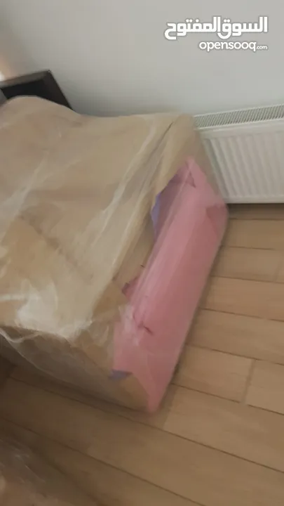 عفش محل للبيع مع متفرقات