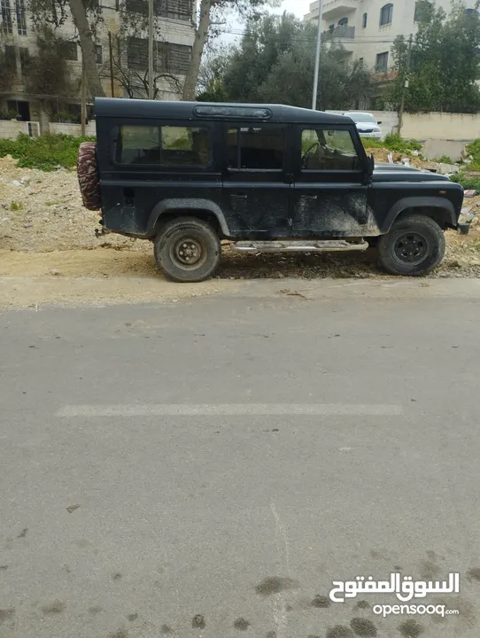 ديفندر 2008 للبيع