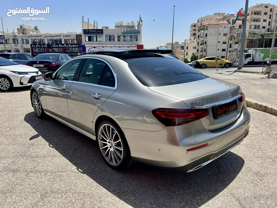 مرسيدس E350 AMG ذهبي 2022 اعلى مواصفات بحالة الزيرو مميزة جدا جمرك جديد