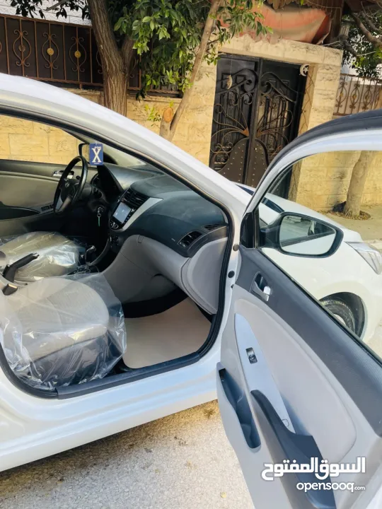 سعرررر فرررم هونداي اكسنت فلل مع فتحة مطور 1600 بنزين جير اوتومات 4 غيار اصل كوري