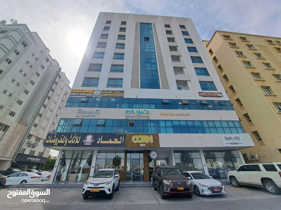 مكتب للايجار الخوض/Office for rent, Al Khoud