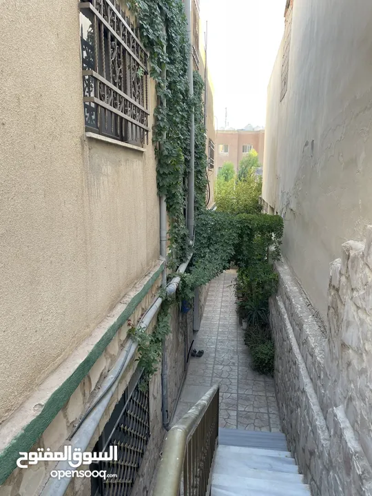 شقة للبيع بسعر مغري