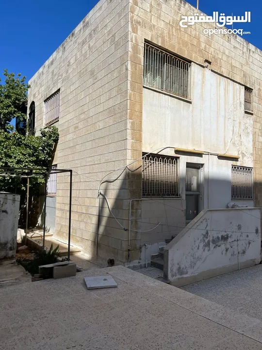 Attached villa for sale  ( Property 41618 )-174559111
