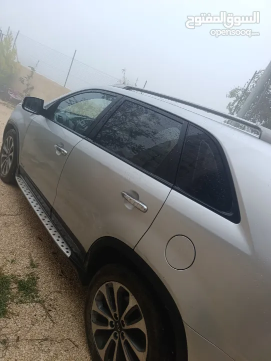 كيا سرنتو 2012