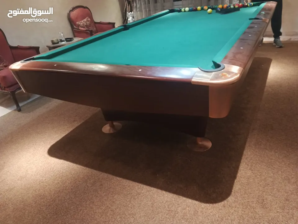 طاولة بلياردو 9قدم اوروبي أعلى المواصفات شبه جديد وكاله