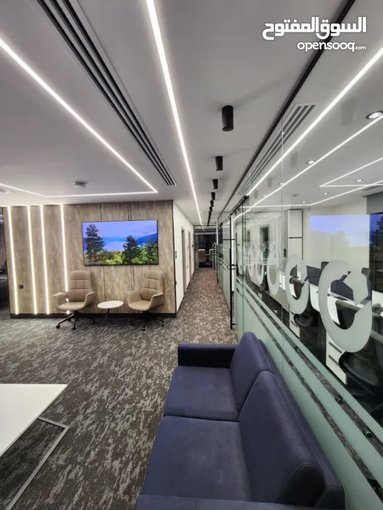 مكتب فخم للإيجار أو البيع