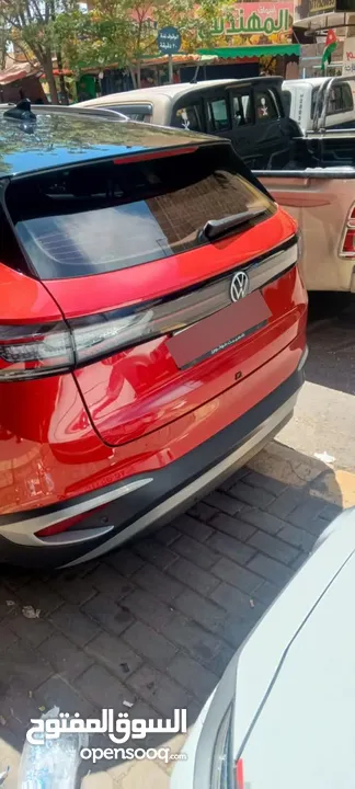 ID.4 X PURE + موديل 2022  بحالة ممتازة جدا