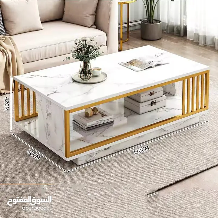 طاولة جانبية خشبية متينة بتصميم رخامي مناسبة لغرفة المعيشة وغرفة استقبال الضيوف  اطار ستيل ذهبي