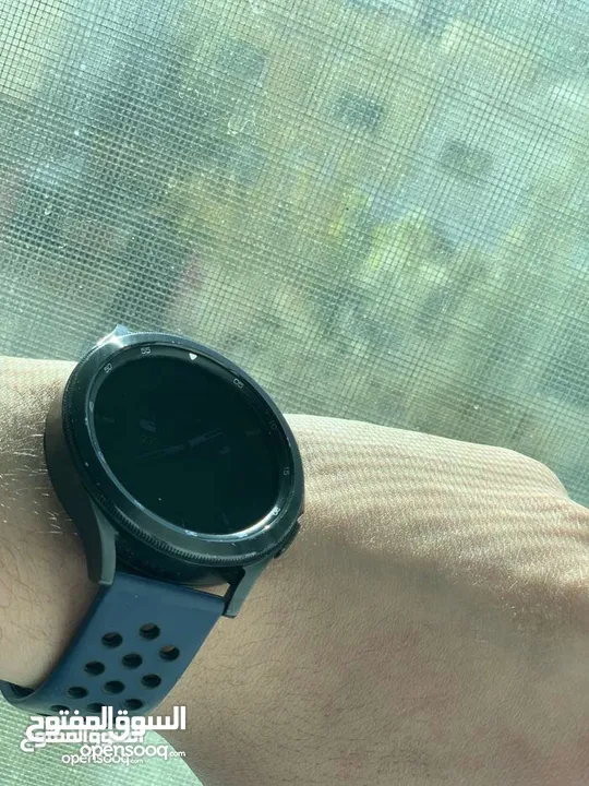 Samsung galaxy watch 4 classic 46mm بحالة ممتازة السعر من الآخر