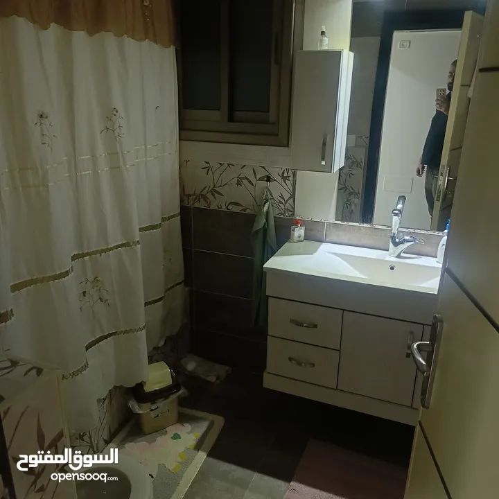 شقة مميزة للبيع رام الله عين منجد