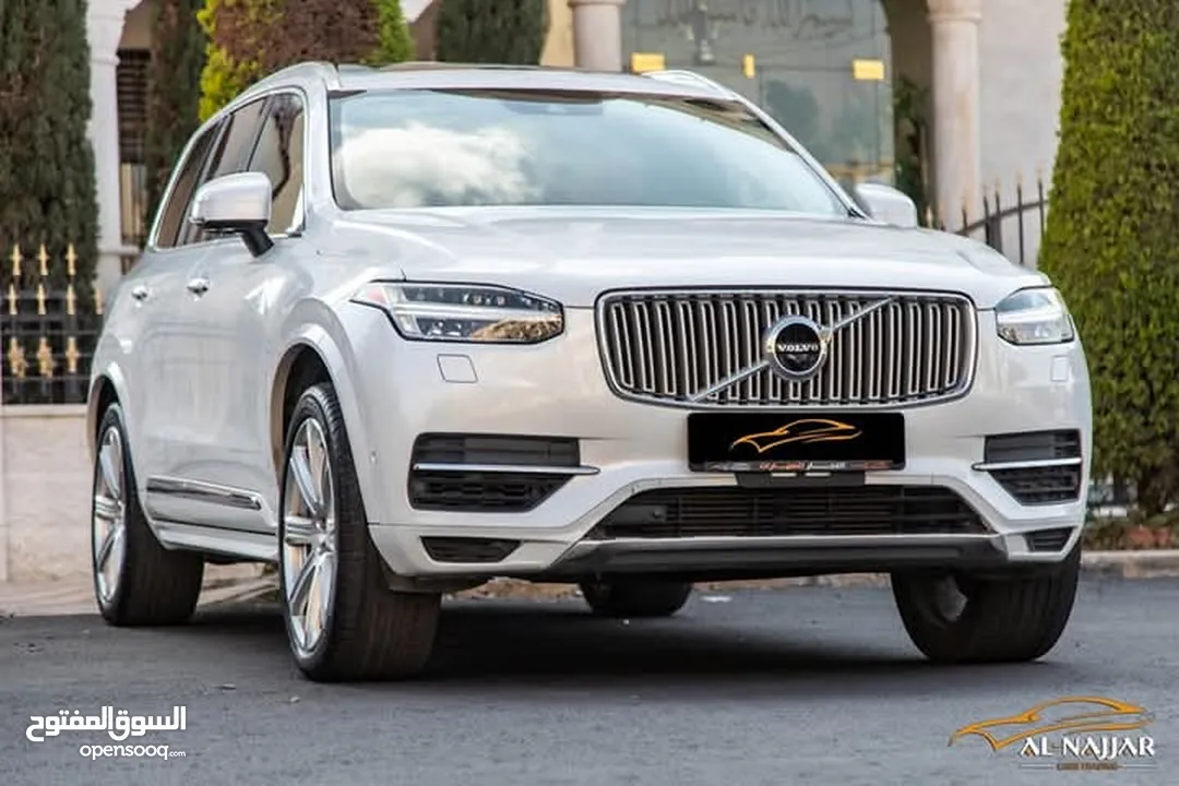 Volvo XC90 T8 R-Design 2016 Plug in hybrid   السيارة مميزة جدا و لا تحتاج الى صيانة