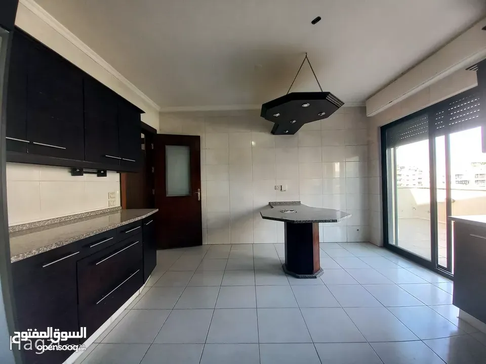 روف شبه مفروش للإيجار في عبدون  ( Property 33900 ) سنوي فقط