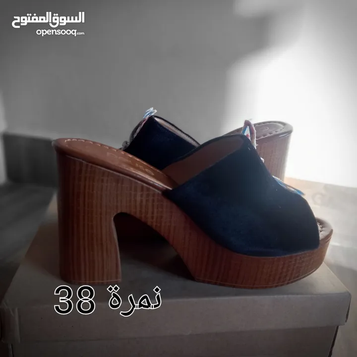 احذيه بحال الجديد لبسة واحدة للبيع         أحذية  أحذية