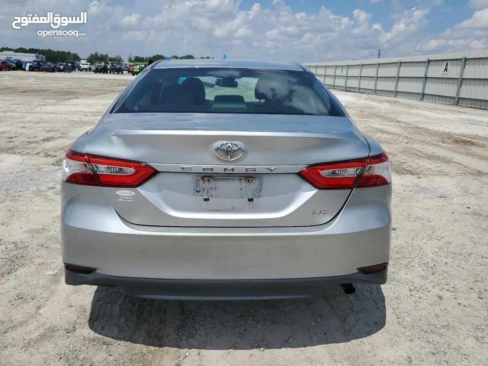 تم الوصول 2018 TOYOTA CAMRY LE بصمة جلد  وارد امريكا اوراق جمارك البيع بالحادث