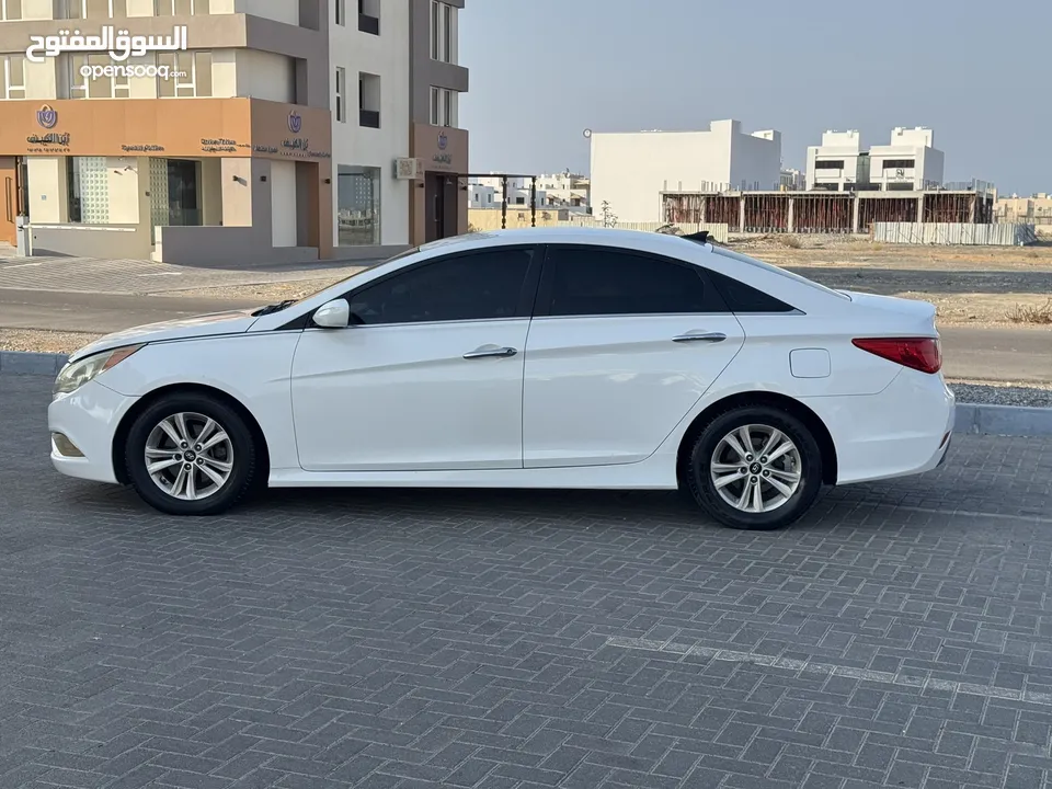 Hyundai Sonata gl 2014