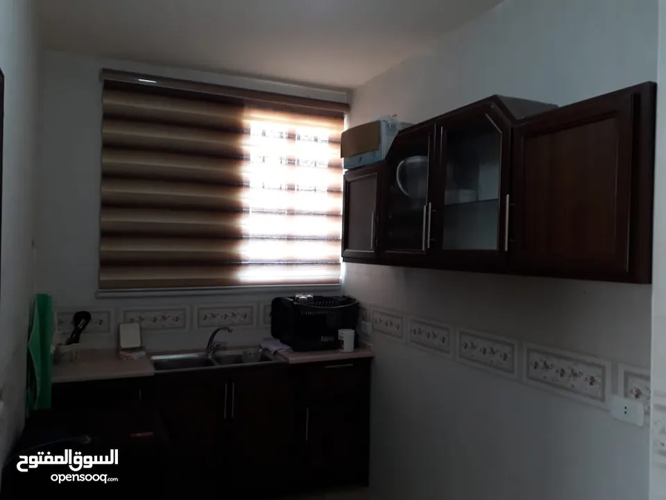 عماره 3 طوابق للبيع /ماركا الشماليه