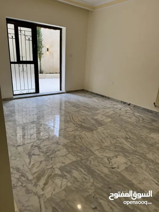 شقه مجدده بالكلمل