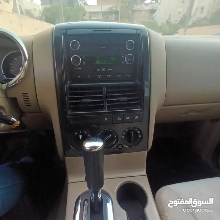 فورد اكسبلورر  فحص كامل بحال الوكالة  7 مقاعد