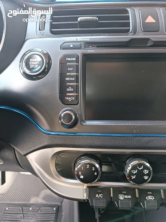 KIA RIO 2012 كيا ريو 2012 هاتش باك فل كامل مع فتحه أعلى مواصفات