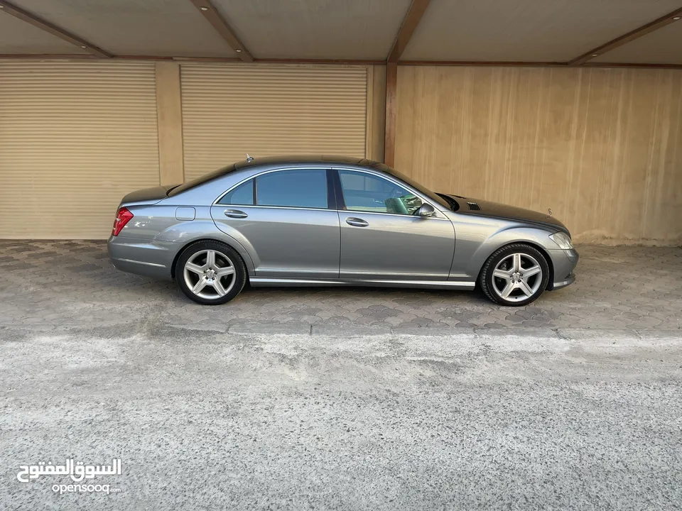 Mercedes Benz S500L for sale in showroom condition