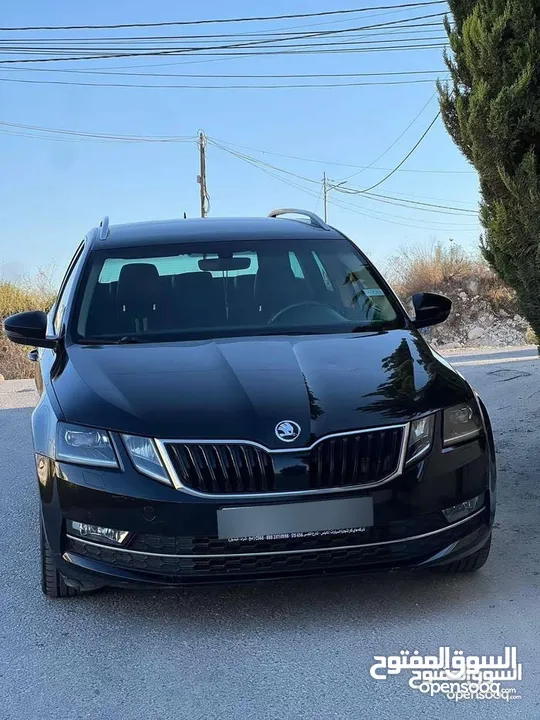 سكودا لورين الكلمينت فل بدون فتحا