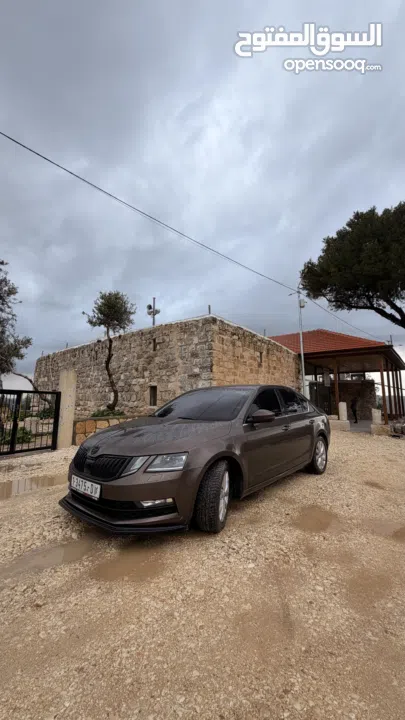 سكودا اكتافيا 2018