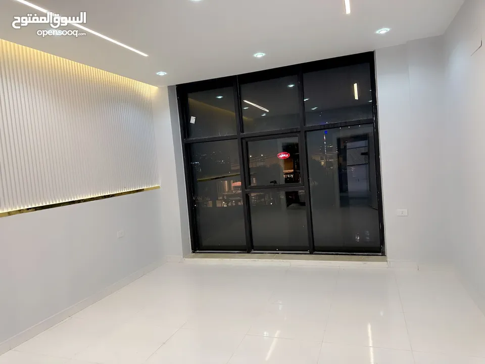 شقه مميزه مساحه 150 طابق ثاني فني