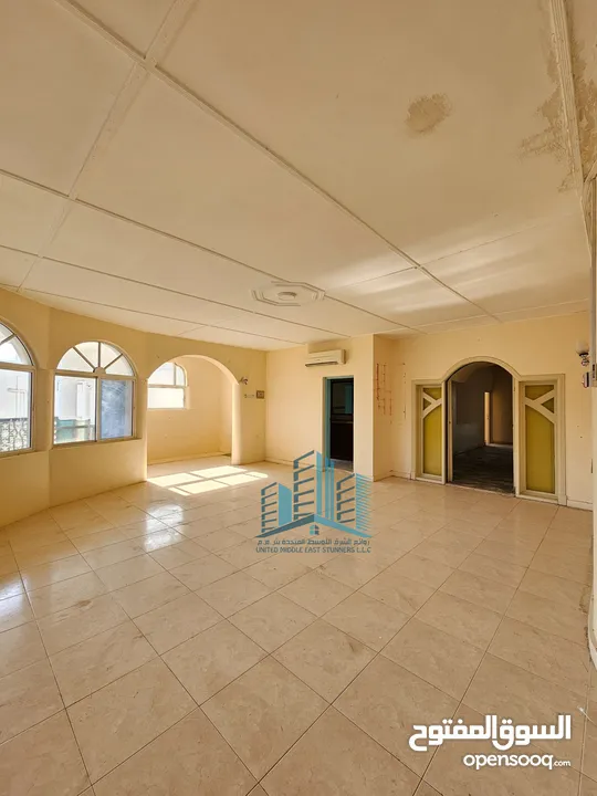 Spacious 7 BR Villa in MQ (Commercial Use)