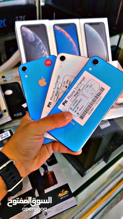 بأقل سعر : iPhone XR 128gb هواتف نظيفة جدا بدون اي شموخ أو مشاكل بحالة الوكالة مع ضمان و ملحقاتها