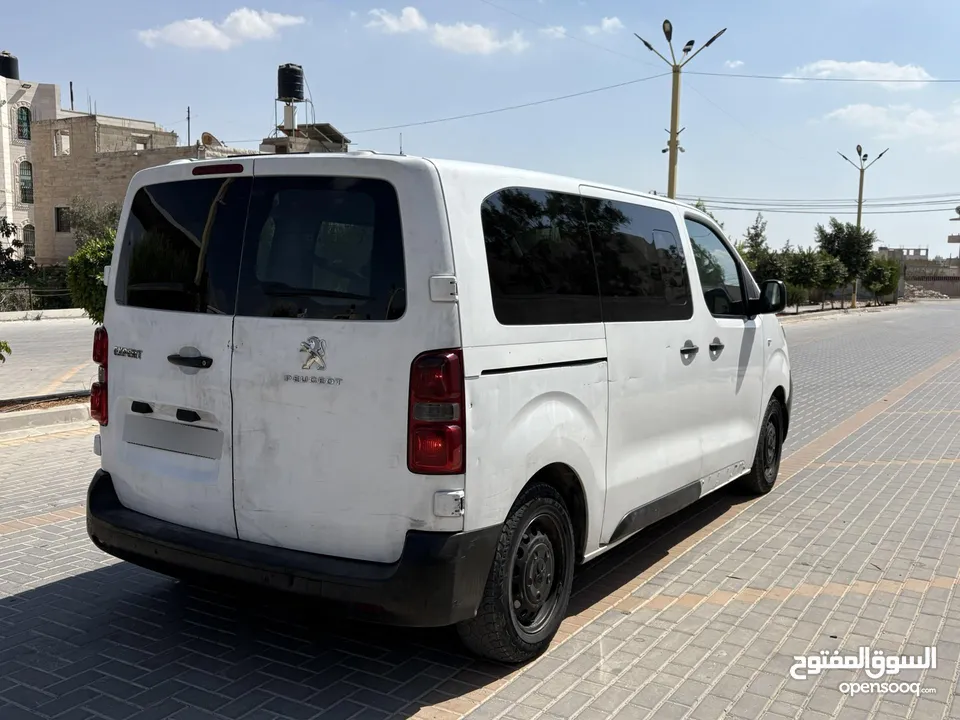 بيجو اكسبرت 2018