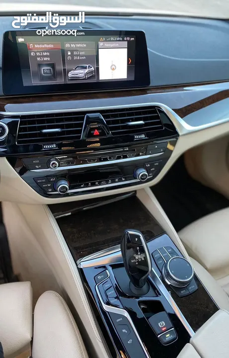 بلج ان هايبرد  M package BMW 530e 2019