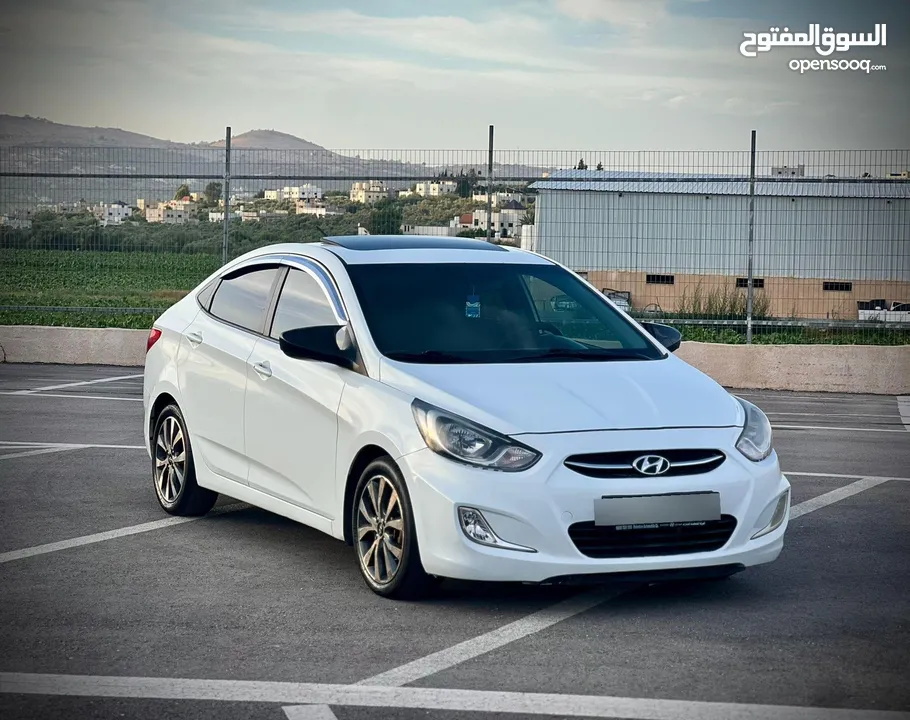 هونداي اكسنت ديزل غيار عادي مع فتحة 2015