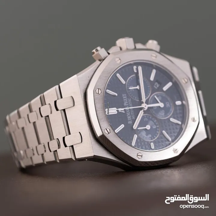ساعات فاخرة تخطف الأنظار