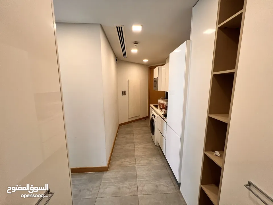 للايجار في الجفير استوديو راقي مفروش مع بلكونه  For rent in Juffair beautiful studio with balcony