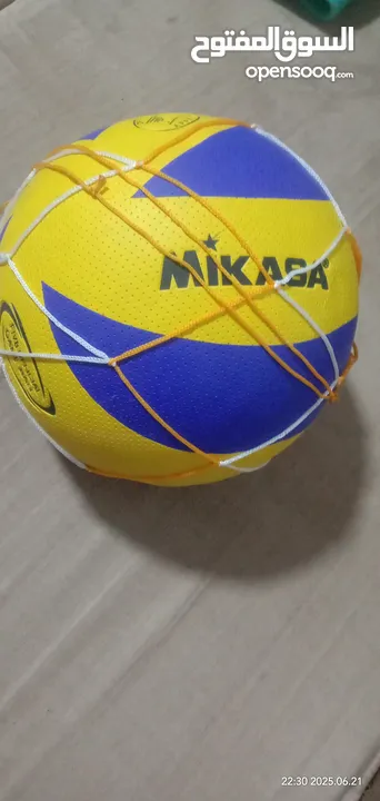 كره طائره ...