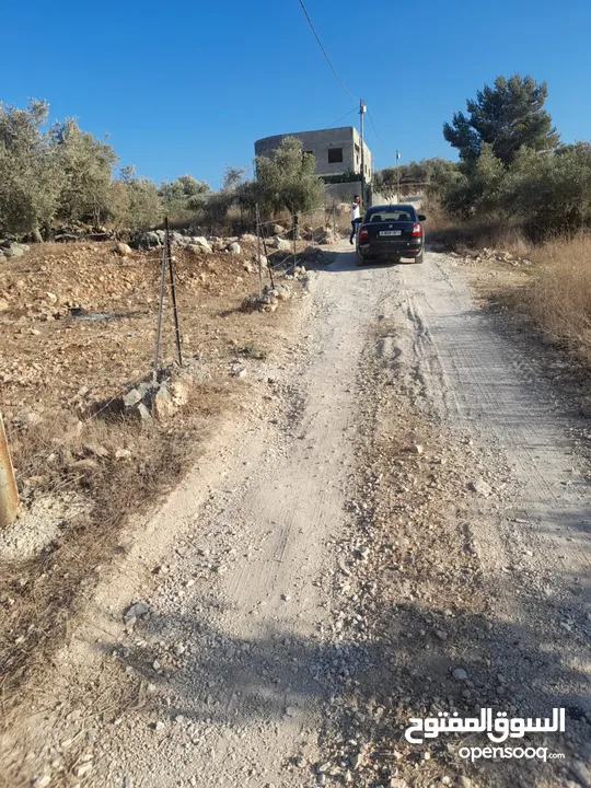 ارض نصف دونم مسطحه  طابو كدوم موقع ممتاز للبناء وتصلها جميع الخدمات
