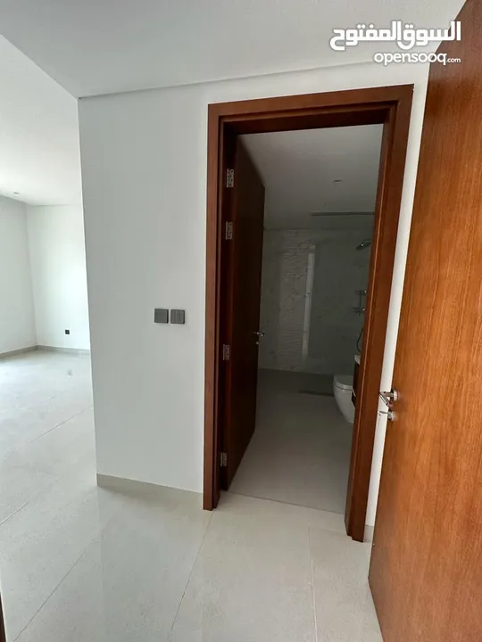 Apartment for sale Hoot deal (4 years installments)
