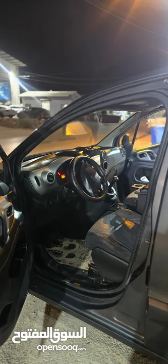 بيجو بارتنر 2017 للبيع