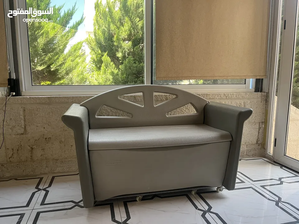Rubbermaid Resin Outdoor Storage  Bench كنب بينش
