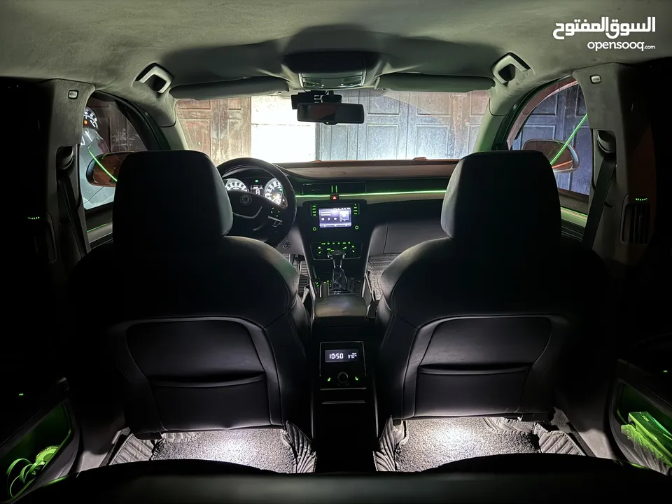 Skoda Superb 2011