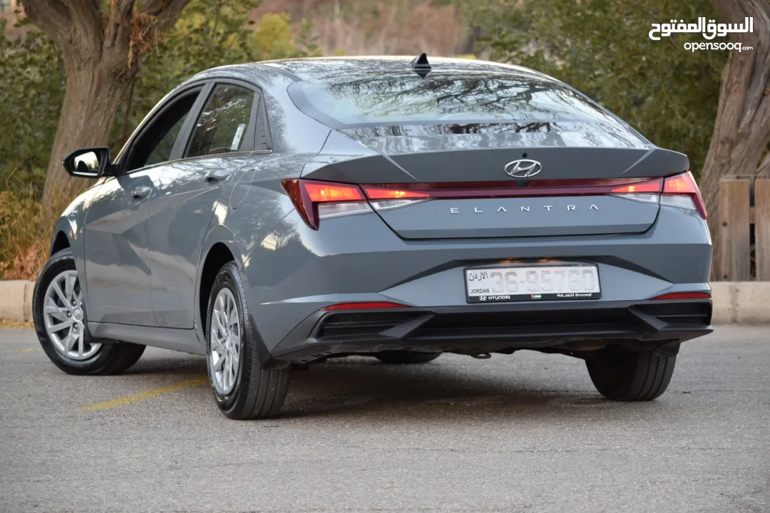 Hyundai Elantra 2023 مالك واحد من الوكالة