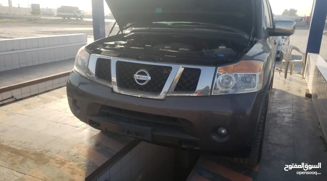 Nissan Armada 2014 SV platinum reserve edition