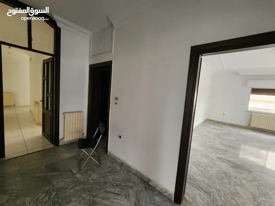 شقة طابقية للبيع او للإيجار في عبدون الشمالي - ref : 14473