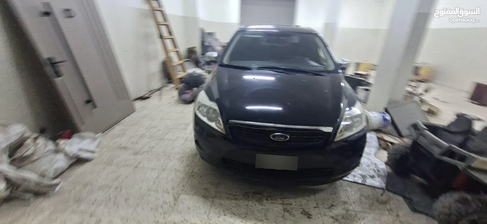 فورد فوكس موديل 2010_اتومتيك _ماتور 1600اصل برايفت فحص نظيف نص كاش ونص شيكات