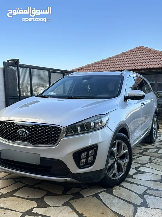 كيا سورينتو 2017  Kia sorento 2017 حاله ممتازه  2200ccبسعر مناسب.